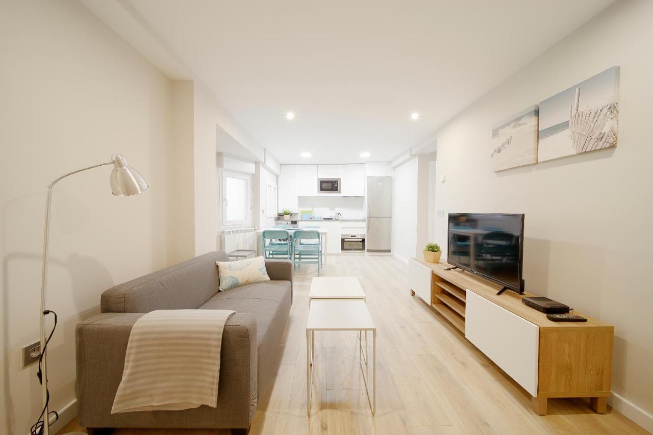 Apartamento Centro-Nautico V Gijón Buitenkant foto